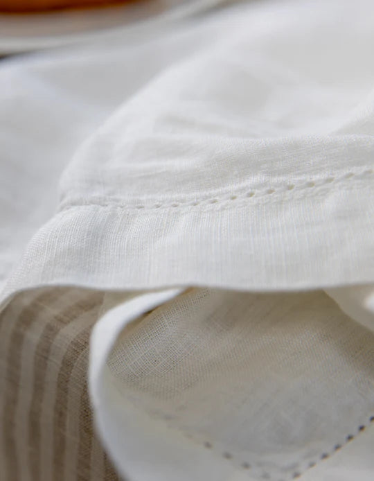Salt Living Napkin Set- White Linen X4