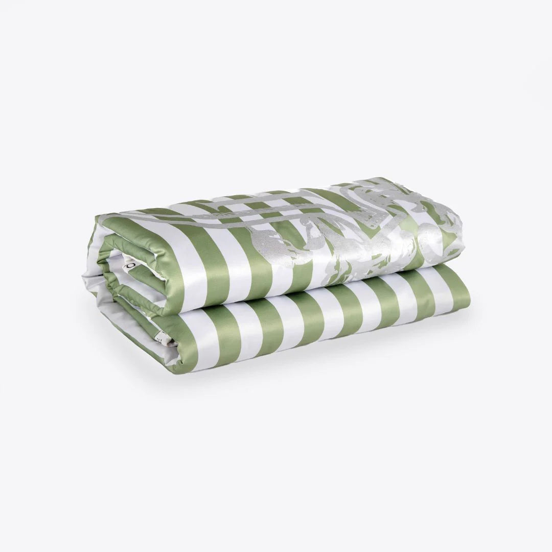 Picnic Rug by Hunter & Queen "A New Leaf"