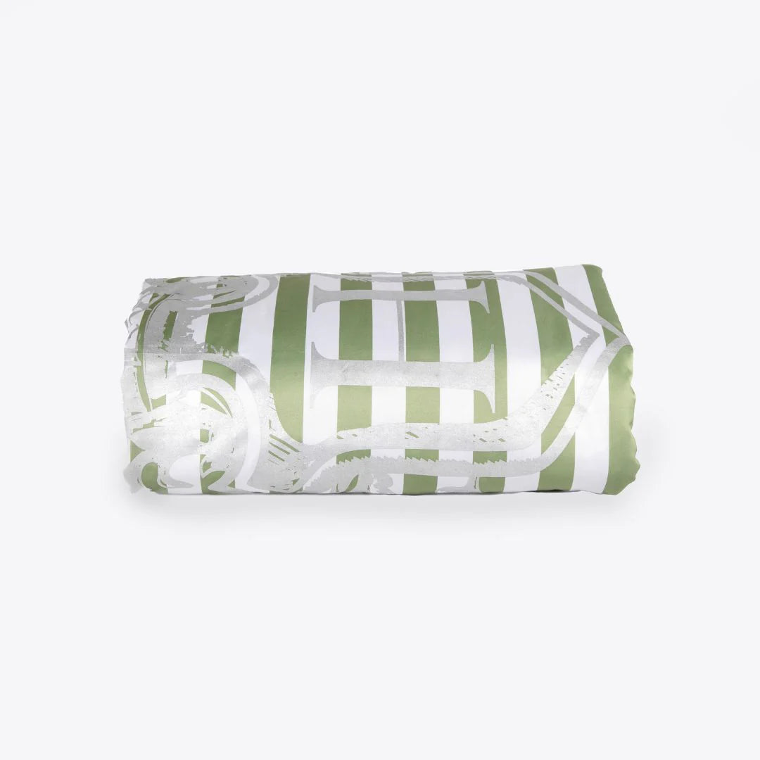 Picnic Rug by Hunter & Queen "A New Leaf"