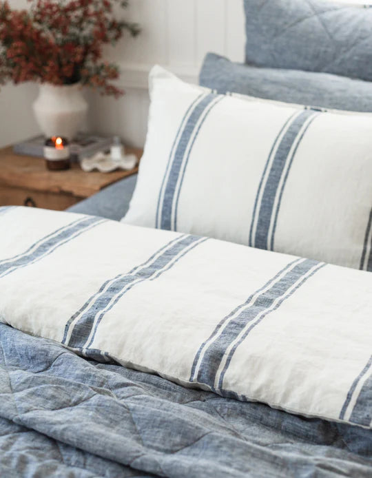 Salt Living Linen Quilt - Indigo QUEEN