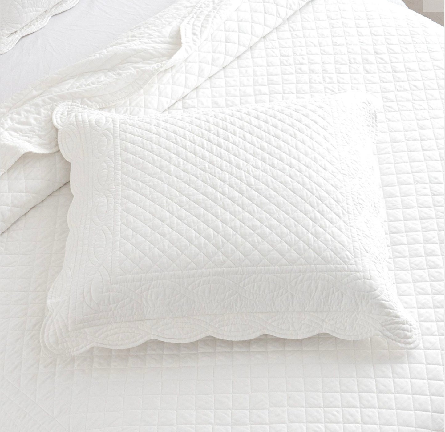 Euro Pillowcase Scallop Design