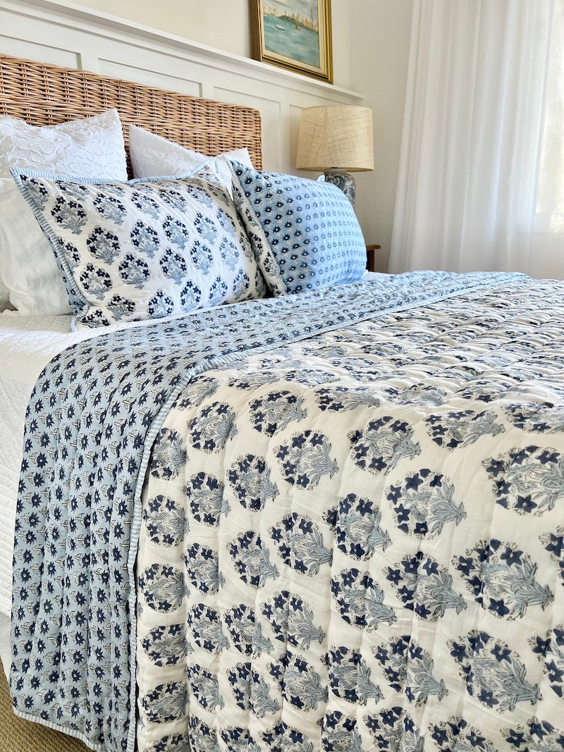 Blue Mughal Floral Quilt Set King Size