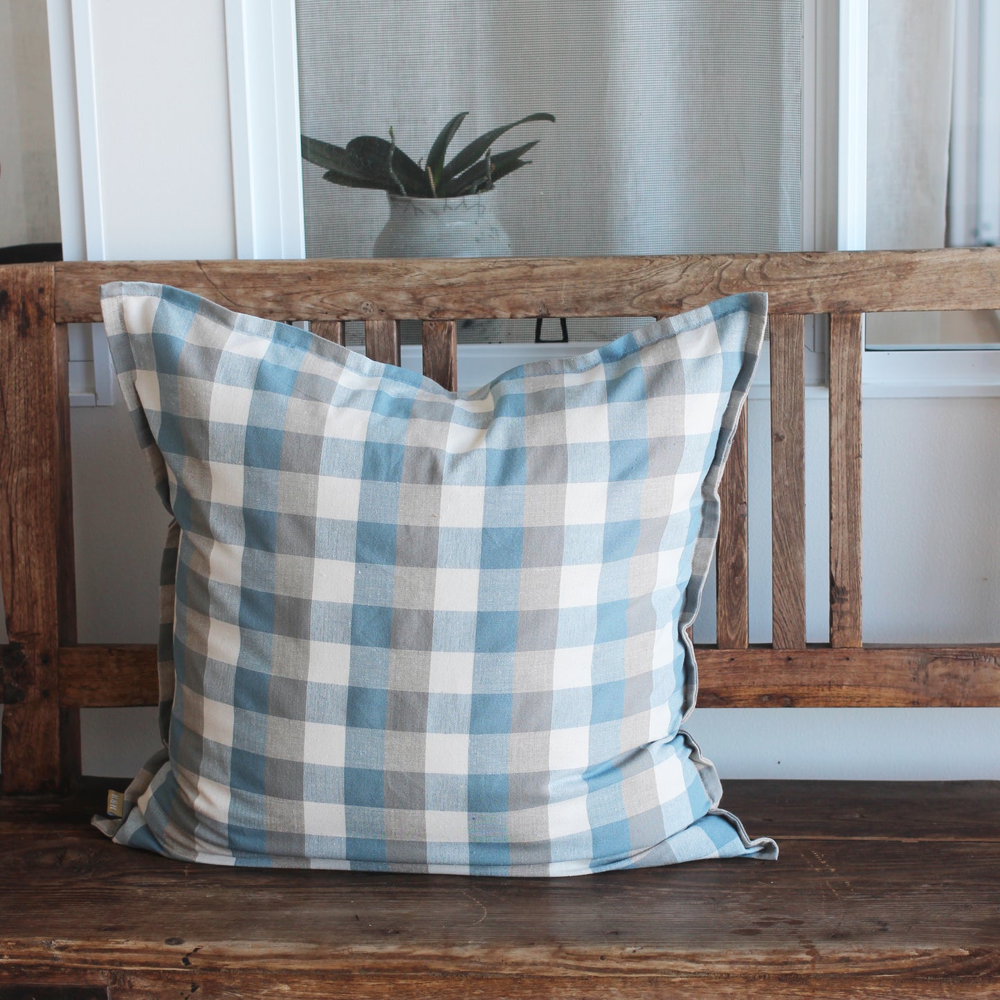 Double Check Cushion 50x50